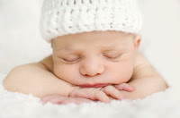 Fotografía de bebé recién nacido realizada por Leticia Martiñena, fotógrafa de bebés y niños en Roldán, Santa fe, Argentina. Positive, estudio de fotografia de bebés. New Born. Newborn