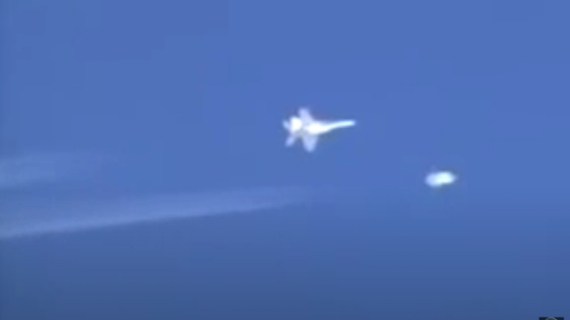 UFO evidence caught on camera of Jet Chasing a UFO.