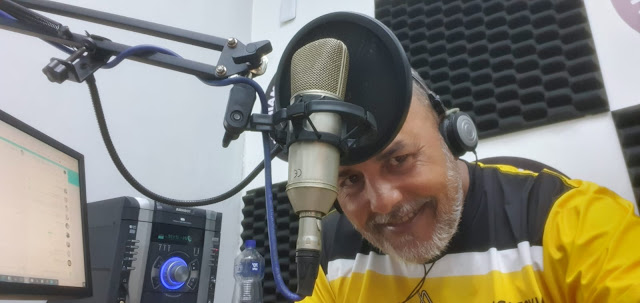 Locutor Val Bahia se despede mais uma vez da Rádio Mairi FM