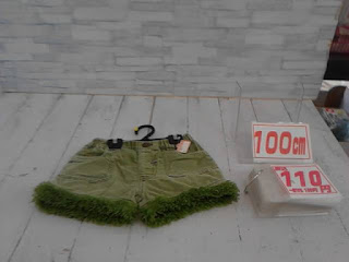 中古品　子供服　１００㎝　グリーン　ショートパンツ　１１０円