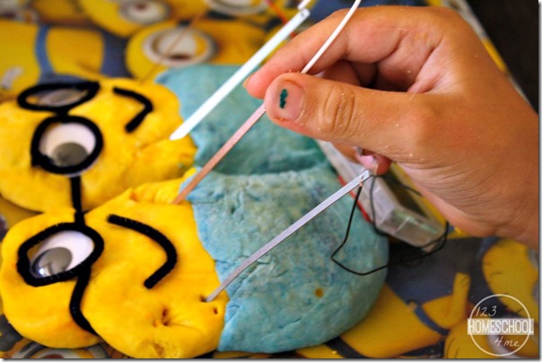Minions Squishy Circuits 
