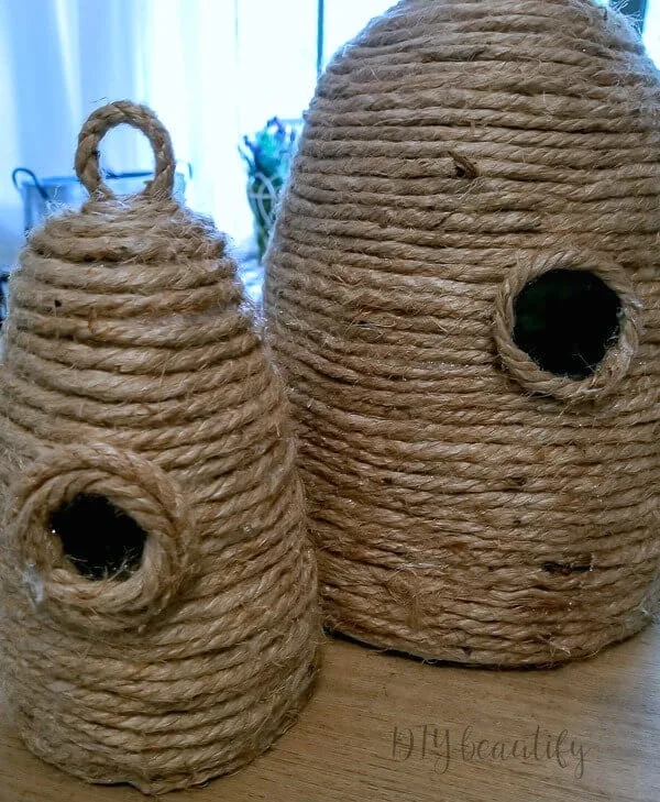 faux hole for a DIY bee skep