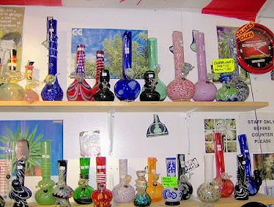 I'm not sure what bongs get on