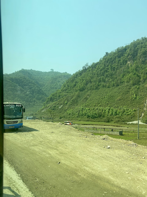 博卡拉往加德滿都公路