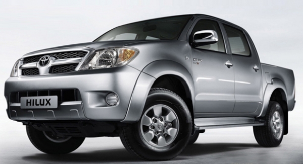  Cho thuê xe Toyota Hilux 2.5E 2WD Việt Nam