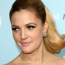Drew Barrymore Looked Girly And Retro