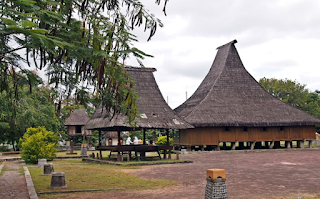 museum tenun ikat