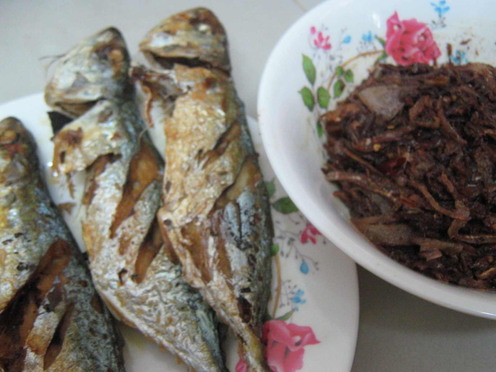 Saujana Syarasin: Ikan Goreng Kukus