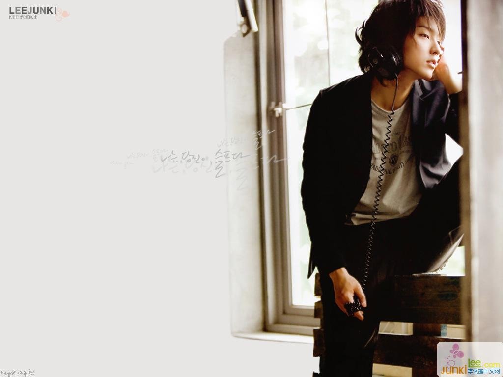 Lee Jun ki Peru Together : Wallpapers Junki (07.01.2012)