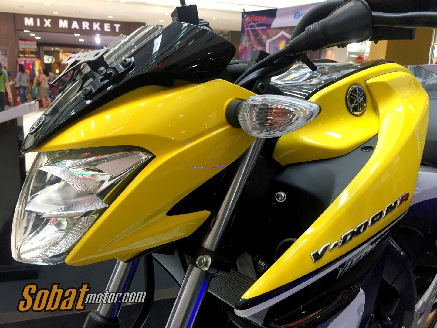 Photo Gallery : Impresi pertama New Yamaha Vixion R Limited Edition, keren sob ! #vixionR_1dekade