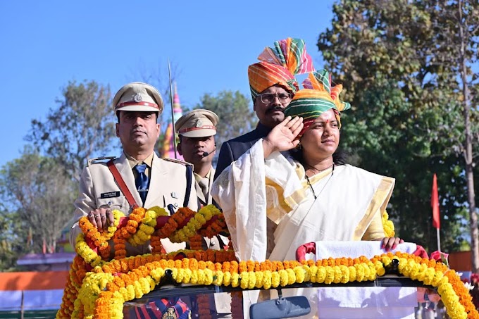 मंत्री श्रीमती राजवाड़े ने बलरामपुर में फहराया राष्ट्रीय ध्वज