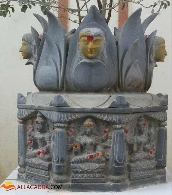 Sri Sarada Shilpa Kala Mandiram Statue for Temple decoration and prayer