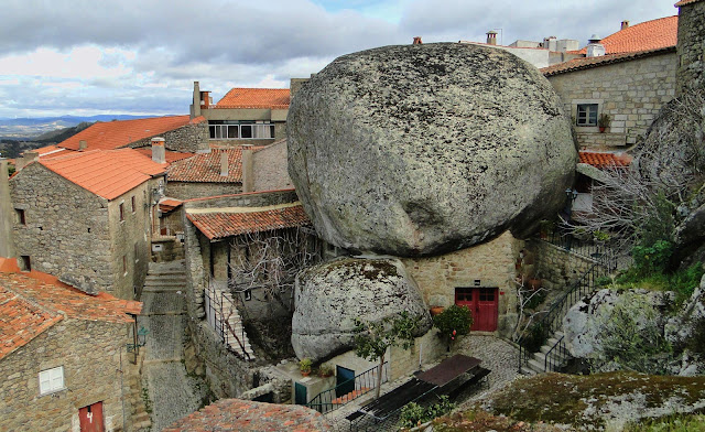 Pueblo Monsanto Portugal