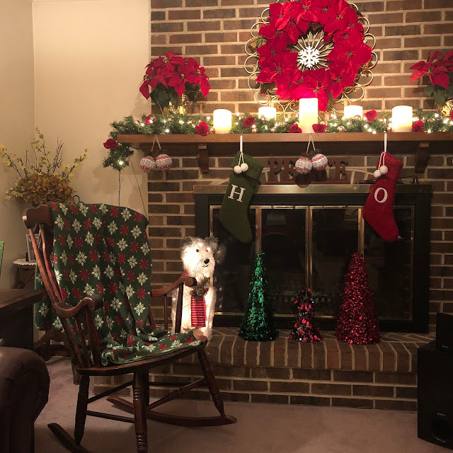 Ideas on how you can decorate the interior of your home for the holiday season.