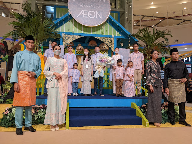 AEON TERUSKAN KOLABORASI BERSAMA IKON INDUSTRI Koleksi "ready-to-wear (RTW) Ilham Nusantara oleh Dato' Jovian Mandagie SEMPENA RAYA 2022 Eksklusif untuk AEON