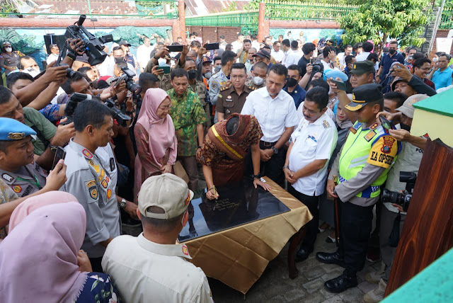 Menparekraf bersama Wagub Sumut Kunjungi Rumah Adat Sri Menanti Kota Tebingtinggi