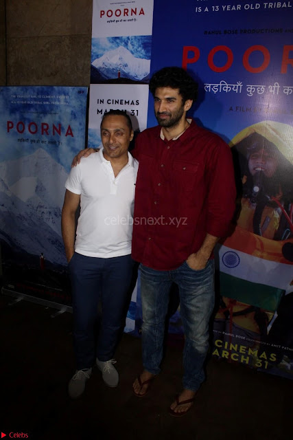 Aditya Roy Kapoor with Star Cast of MOvie Poorna.JPG (5) Red Carpet of Special Screening of Movie Poorna ~ .JPG