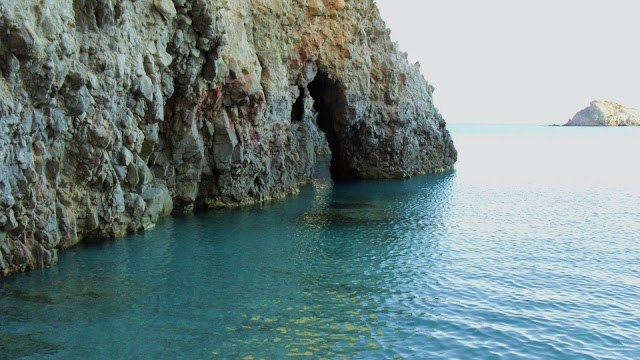 Tsigrado beach, Mios island