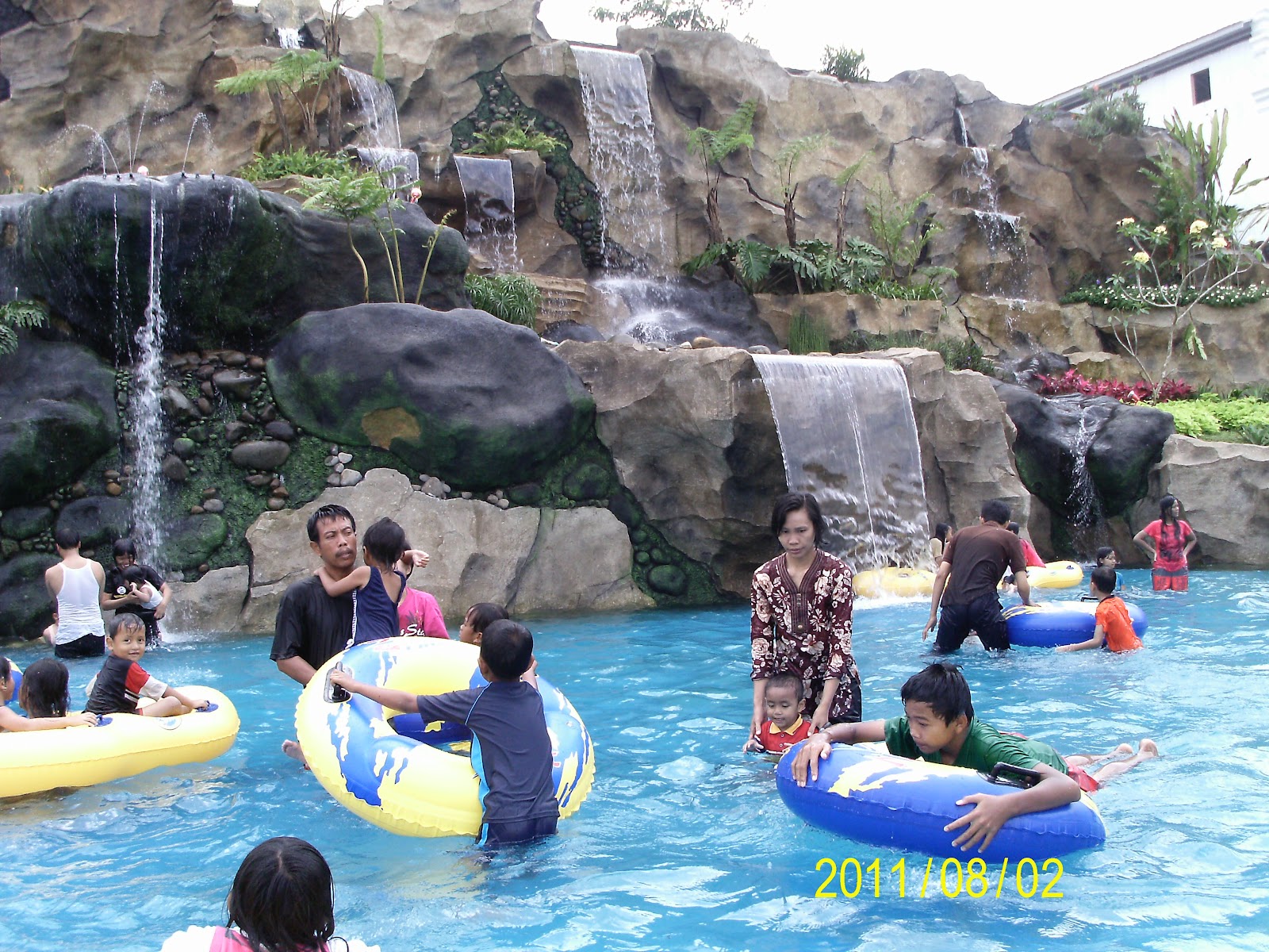 Dreamland Waterpark Ajibarang Jadi Favorite Kaskus