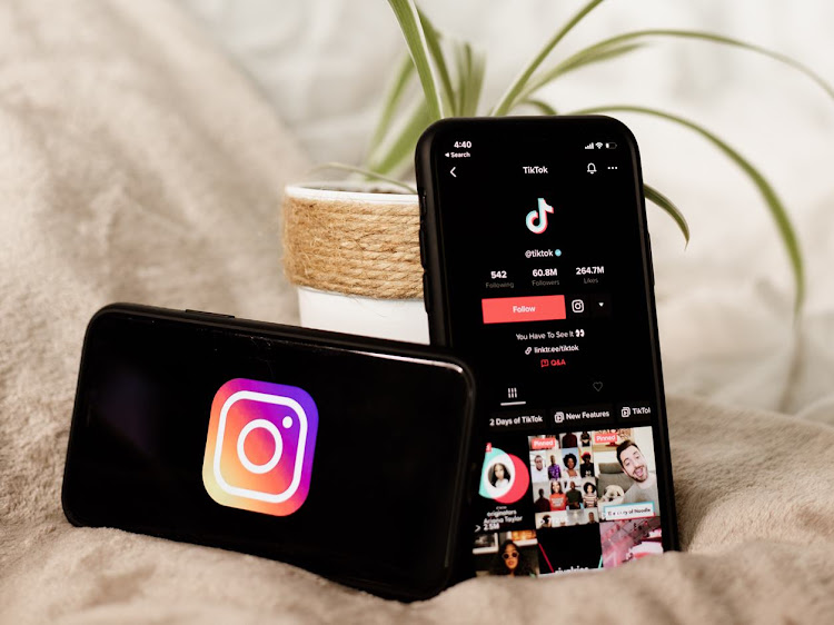 20+ Rekomendasi Lagu Seru dan Sendu Terbaik Untuk Konten Video Instagram Reels dan TikTok