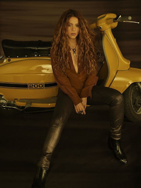 Shakira lanza nuevo sencillo "Acróstico"