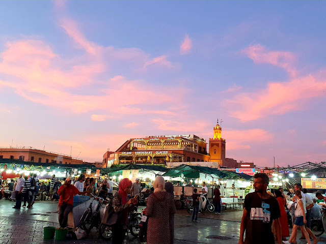 馬拉喀什連黃昏的天空都粉紅的如此浪漫📷