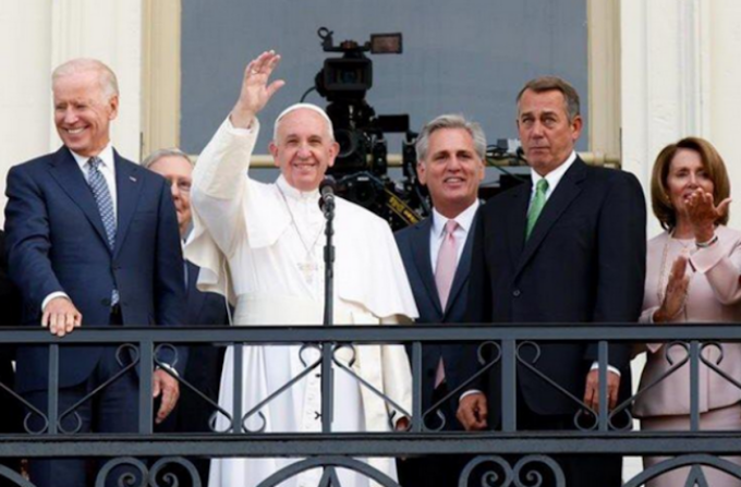 Papa Francisco insta a Mundo/Congreso de EU a rechazar 'actitud hostil' sobre inmigración