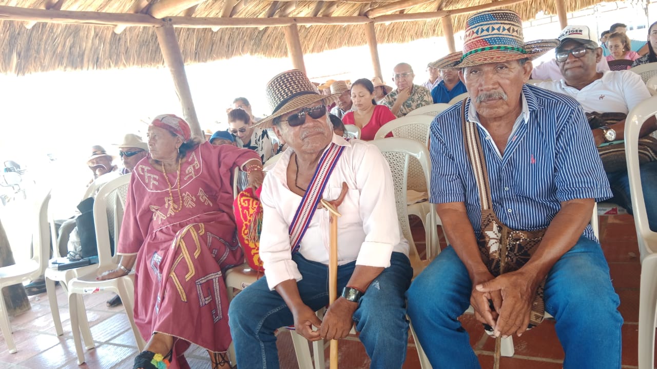 https://lanochedelarcoiris.blogspot.com/La Guajira: sede de la sesión número 72 para los Pueblos Indígenas pertenecientes a la Mesa Permanente de Concertación Nacional