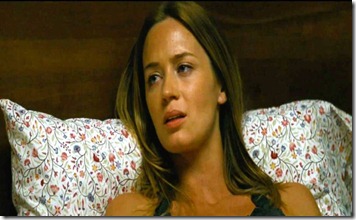 emily-blunt-in-looper-movie-6