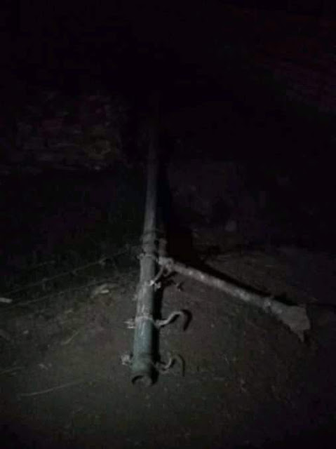 سقوط عمود كهرباء وترك الأسلاك مكشوفة فى قرية بندار الكرمانية بسوهاج 