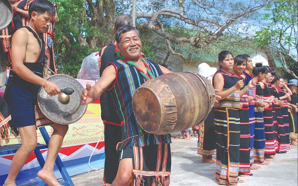 Lễ hội mừng năm mới của người Xơ Đăng