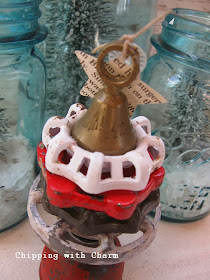 Chipping with Charm: Stacked Faucet Knob Mini Tree...http://www.chippingwithcharm.blogspot.com/
