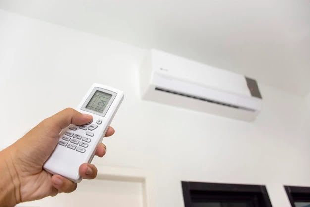 Signs Your AC Requires Replacement or Repair in Tomball, TX!
