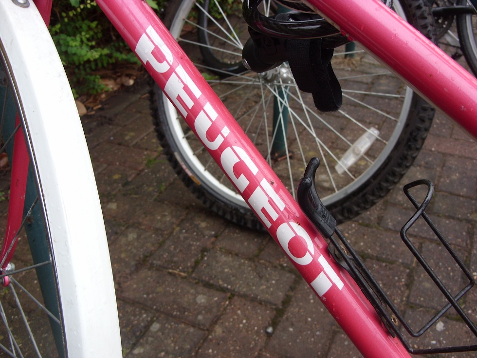 peugeot pink