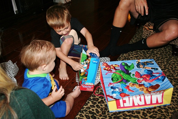Nash's 1st Birthday, Slickpaw's Camera 128