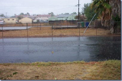 nov24thru3009officewindwsaturdyrain 011