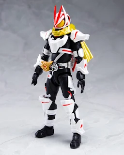 REVIEW SHFiguarts Kamen Rider GeAts Boost Magnum Form & Fever Form Parts Set, Bandai