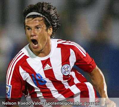 Nélson Haedo Valdez delantero de Paraguay