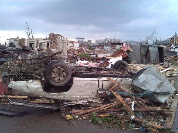 tuscaloosa tornado damage. alabama tornado damage.