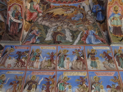 Frescos exteriores de la iglesia del Monasterio de Rila, Bulgaria