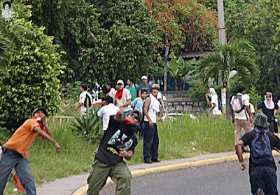 Zelaya supporters 7/22/09