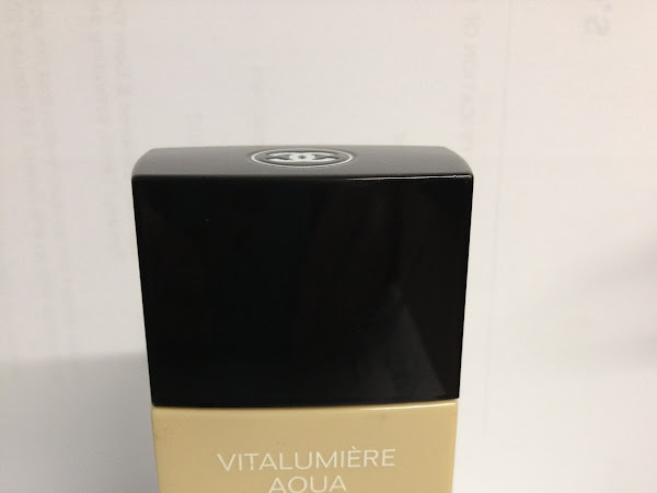 Chanel Vitalumiere Aqua Foundation Review | Beauty