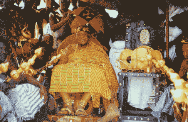 Kursi emas kerajaan Ashanti