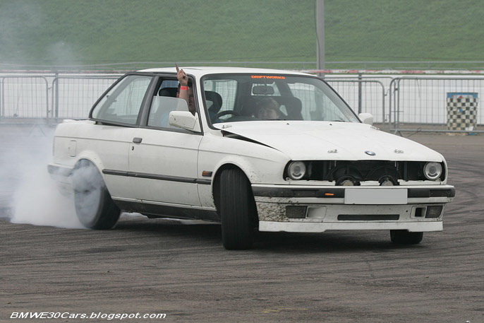 HI thats some BMW pics E30 DRIFT