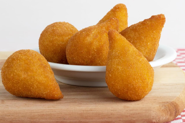 coxinha de mandioca