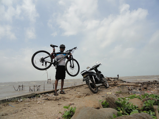 Pelabuhan kecil Pantai Semat, Jepara