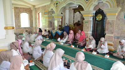 Muslimah Unggul Kota Padang Kunjungi Nagari Sariak Agam