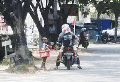 puisi tentang pengemis jalanan