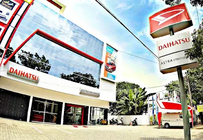 Hasil gambar untuk showroom daihatsu medan