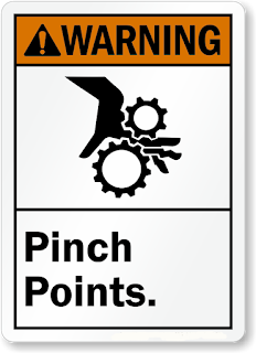 pinch-points-warning-ansi-sign